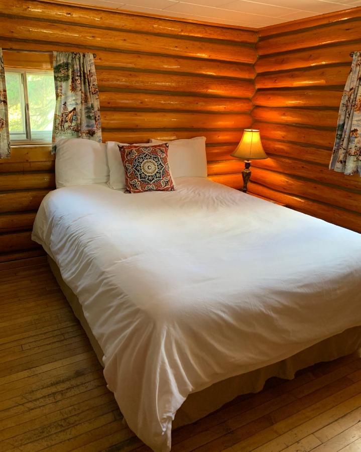 Sportsman'S Lodge Ennis Zewnętrze zdjęcie